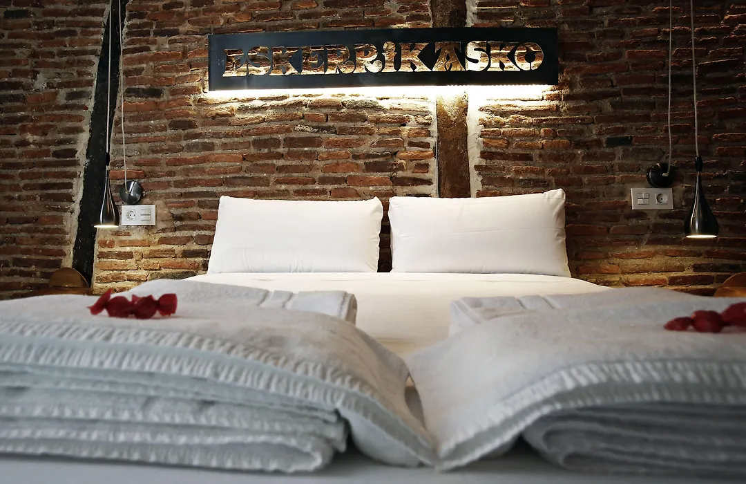 Pensión Basque Boutique-1